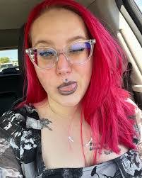 Tiffany Klein's Instagram, Twitter & Facebook