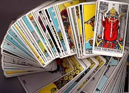 It is an intuitive wisdom that can bring read what each tarot card signifies through these highly descriptive explanations on tarot. All The 78 Tarot Cards And What They Mean