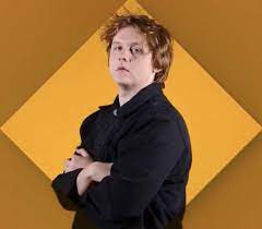 Media Tweets By Lewis Capaldi Lewiscapaldi Twitter In 2020 Lewis Media Portrait
