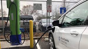 Do car phone chargers work while the car is off? Electric Cars Will Challenge State Power Grids The Pew Charitable Trusts