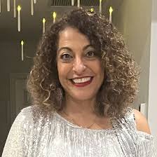 Top 20 Motivational Speakers for Hire in Hillsboro, OR<!-- -->