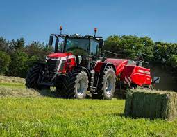 Efficient, reliable engines using the latest technology. Mf Zeigt Neuen Traktor 8s Agrarheute Com