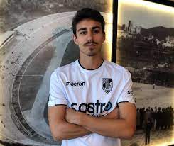 May 30, 2000 · domingos andré ribeiro almeida: V Guimaraes Andre Almeida Preso Com Clausula De 20 Milhoes De Euros Tvi24