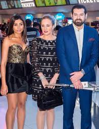 دينا الشربيني وعمرو يوسف من كواليس عشم إبليس. Ø¯ÙŠÙ†Ø§ Ø§Ù„Ø´Ø±Ø¨ÙŠÙ†ÙŠ Ø³Ø£Ø¬Ø±ÙŠ Ø¹Ù…Ù„ÙŠØ© ØªØ¬Ù…ÙŠÙ„ ÙˆÙ„Ø§ Ø£Ø¹ÙŠØ´ Ù‚ØµØ© Ø­Ø¨ ÙˆÙ‡Ø°Ø§ Ø§Ù„Ø±Ø¬Ù„ Ù„Ù† Ø£ØªØ²ÙˆØ¬Ù‡