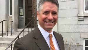 Vt. contractors funnel money to politicians