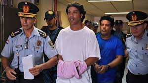Ronaldinho released from house arrest in paraguay. Ronaldinho Bleibt Wegen Gefalschter Reisepasse Weiterhin In Haft Eurosport