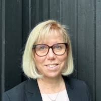 6500+ "Cia" profiles