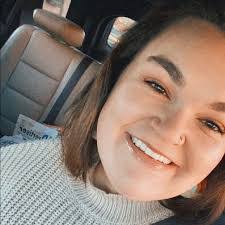 Heather Struthers's Instagram, Twitter & Facebook