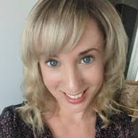 Eileen Simard's Instagram, Twitter & Facebook