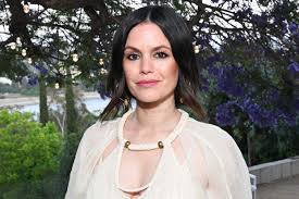 Rachel Bilson Fired?! 'O.C.' Star's Shocking Podcast Confession! - Imagen principal del artículo