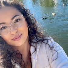 Sharon Moreno's Instagram, Twitter & Facebook