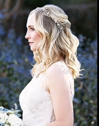 Caroline is the daughter of william. Latest Carolineforbes Looks And Outfits Online Seenit