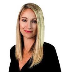 Laura Raines's Instagram, Twitter & Facebook