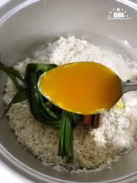 Masukkan air masak (seperti masak nasi biasa). Resepi Cara Masak Nasi Minyak Guna Beras Biasa Mudah Sedap Berlemak Budak Bandung Laici