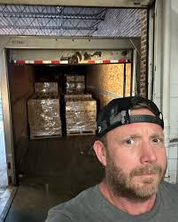 Aaron Michael Weakley ™️