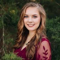 Kristen Fitz's Instagram, Twitter & Facebook