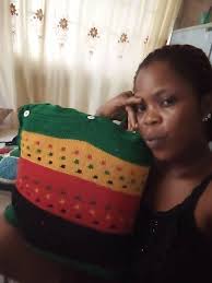 If "WEAR YOUR BRAND" was a person, it would be me 🤗🤗🤗 I found joy in  wearing what my hands made 🥺❤️ Happy weekend lovelies 😍 I am NazaKnits, I  knit and