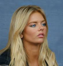 Pin On Samara Weaving 124 Adelaide Australia 5 5 115 Lbs 34 23 32