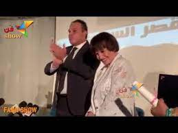 يا خالد يا ابني انت دلوقتي كبرت وانت ابني الوحيد وعايز أفرح بيك يعني عايزك تتجوز. ØªØ§Ù…Ø± Ø¹Ø¨Ø¯ Ø§Ù„Ù…Ù†Ø¹Ù… ÙŠØ´Ø¹Ø± Ø¨Ø§Ù„Ø®Ø¬Ù„ Ù„ØªÙƒØ±ÙŠÙ… Ø³Ù…ÙŠØ±Ø© Ø£Ø­Ù…Ø¯ ÙÙŠ Ù‚ØµØ± Ø§Ù„Ø³ÙŠÙ†Ù…Ø§ Baseball Cards Cards Celebrities