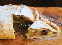 Sfoglia Alle Mele Mandorle E Noci Ricetta Dessert Ricette E Ricette Di Cucina
