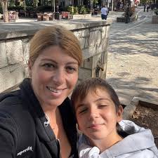 Can someone read this I don't understand everything is off.