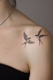 Bird Tattoos For Women Em 2020 Inspiracao Para Tatuagem Tatuagem Discreta Feminina Tatuagem Discreta