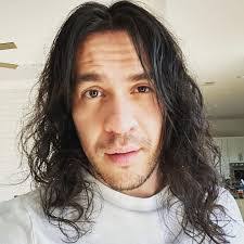 Eduardo Saucedo's Instagram, Twitter & Facebook