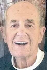 Mary Marburger's Instagram, Twitter & Facebook