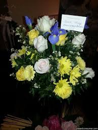 Free delivery on select bouquets. Avasflowers Reviews On Pissedconsumer Avas Flowers Ordered Very Specific Flowers For Funeral Sent Unaccep Avas Flowers Funeral Flowers Valentines Flowers
