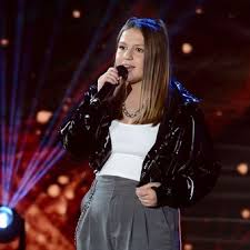 Noticias de karina la princesita. La Hija De La Princesita Karina Y El Polaco Debuto Como Cantante