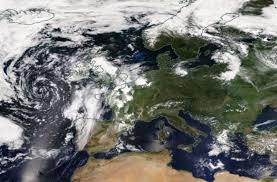 Frankfurter allgemeine zeitung vom 5. Sturm Ela 09 Juni 2014 Unwetter In Dusseldorf Und Im Ruhrgebiet Meteoiq