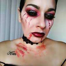 Makeup brush sets which include moss crystals and bone