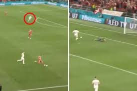 Yussuf poulsen pes 2021 stats. Video Denmark Gifted Second Goal By Terrible Russia Error