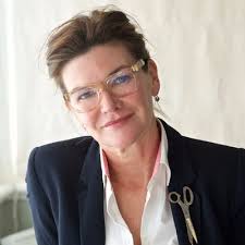 Susan Emerson (@EmersonSusan)