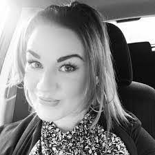 Tia Lilly's Instagram, Twitter & Facebook