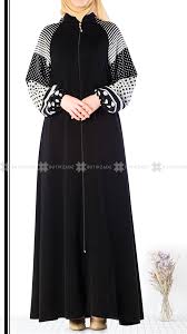 Puantiye Desenli Sifon Kollu Ferace Basortusu Modasi Moda Stilleri Batik Elbise