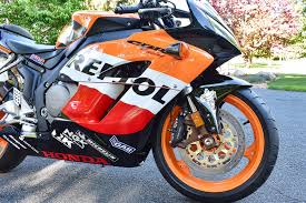This was the first honda cbr1000rr fireblade designed by a team not headed by tadao baba, the man behind the original honda cbr900rr fireblade. 20200521 2005 Honda Cbr1000rr Repsol Right Fairing Rare Sportbikes For Sale