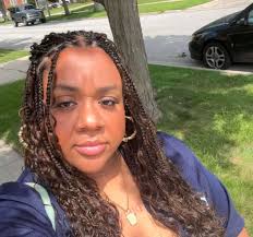 Hi! My name is Dezha. I'm moving to Hawaii this fall to attend UH Manoa for  Global Environmental Science and am looking for a place to live. I'm 25,  love being outdoors,