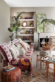 Looking To Modern Rustic Bohemian Living Room Design Ideas Here Are Bohemian Modern Rusti Bohemian Living Room Decor Bohemian Living Rooms Chic Bedroom Decor