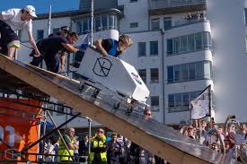 FlyING • Ingenjörssektionen inom TLTH