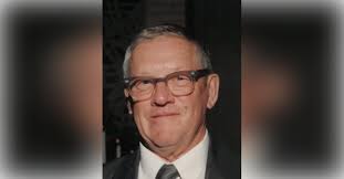 Obituary information for Floyd E. Kumm