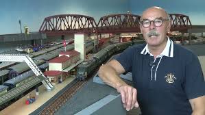 Spur 0 Dreileiter Anlage in Bauma. Ein Video von Gilbert J. Weber.