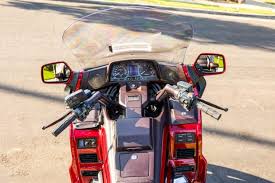 Image result for Gold 1995 AAV