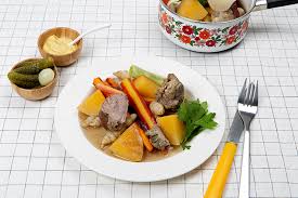 A pot au feu is a classic french dish that is slowly cooked all together as a stew but served separately as three different courses. Pot Au Feu D Agneau Aux Legumes Oublies A Vos Assiettes Recettes De Cuisine Illustrees