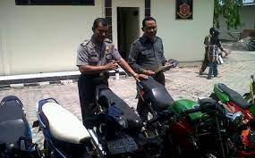 Jual beli motor second/bekas di dki jakarta. Hati Hati Beli Motor Bekas Tolak Jika Berkode St Jangan Sampai Dituduh Terlibat Aksi Kejahatan Tribun Jateng