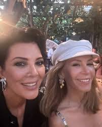 Kelly Tressler's Instagram, Twitter & Facebook