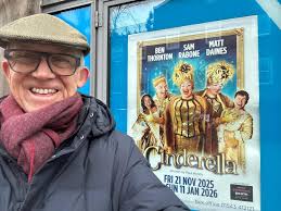 Did you know? All of Peter Byrne's stunning costumes are adorned with  Swarovski crystal, each one meticulously crafted by the artist himself!  Truly a testament to his dedication and flair. . . . . . #