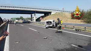 Tragedia nella mattinata di oggi, mercoledì 13 novembre, poco dopo le ore 9 a roma: Incidenti Due Morti Fra Rovigo E Verona Corrieredelveneto It