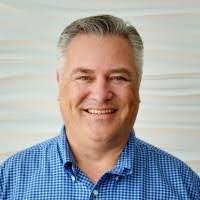 Lauri Kraus's Instagram, Twitter & Facebook