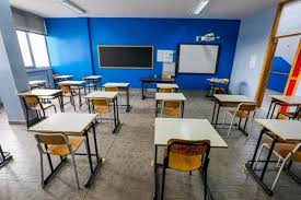 Per informazioni ulteriori sui costi, i programmi e le sedi vi prego di contattare direttamente ciascun istituto e di vedere anche il sito della rome international schools association. Chiusa Un Altra Scuola A Roma Caso Di Variante Brasiliana Del Coronavirus